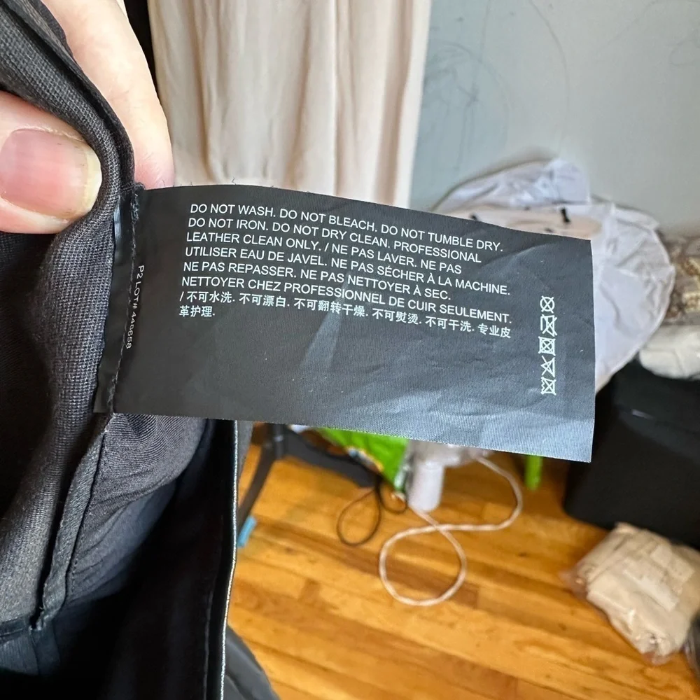NWOT Theory Leather Pants Yoke Urban Crop Flare in Black - Picture 2 of 8